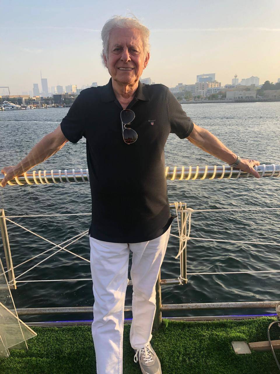 إصابة المايسترو سليم سحاب بأزمة صحية و