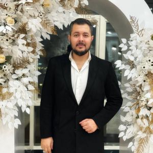 كريم سامي مغاوري في العناية المركزة بعد أيام من عملية جراحية خطرة