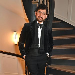 أمير المصري يكشف موقفه من الزواج والحب (فيديو)