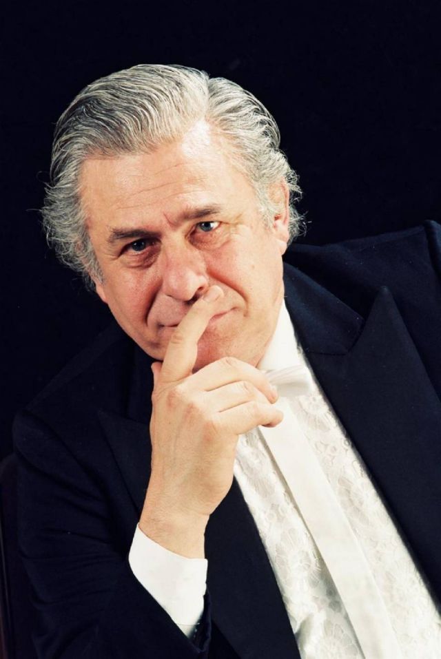 سليم سحاب يتّهم قيادات في وزارة الثقافة بمحاربته ويحذف المنشور