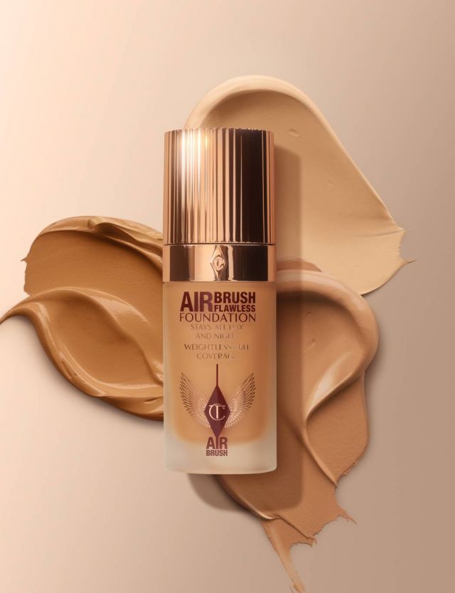 PACKSHOT ON TEXTURE SHADE