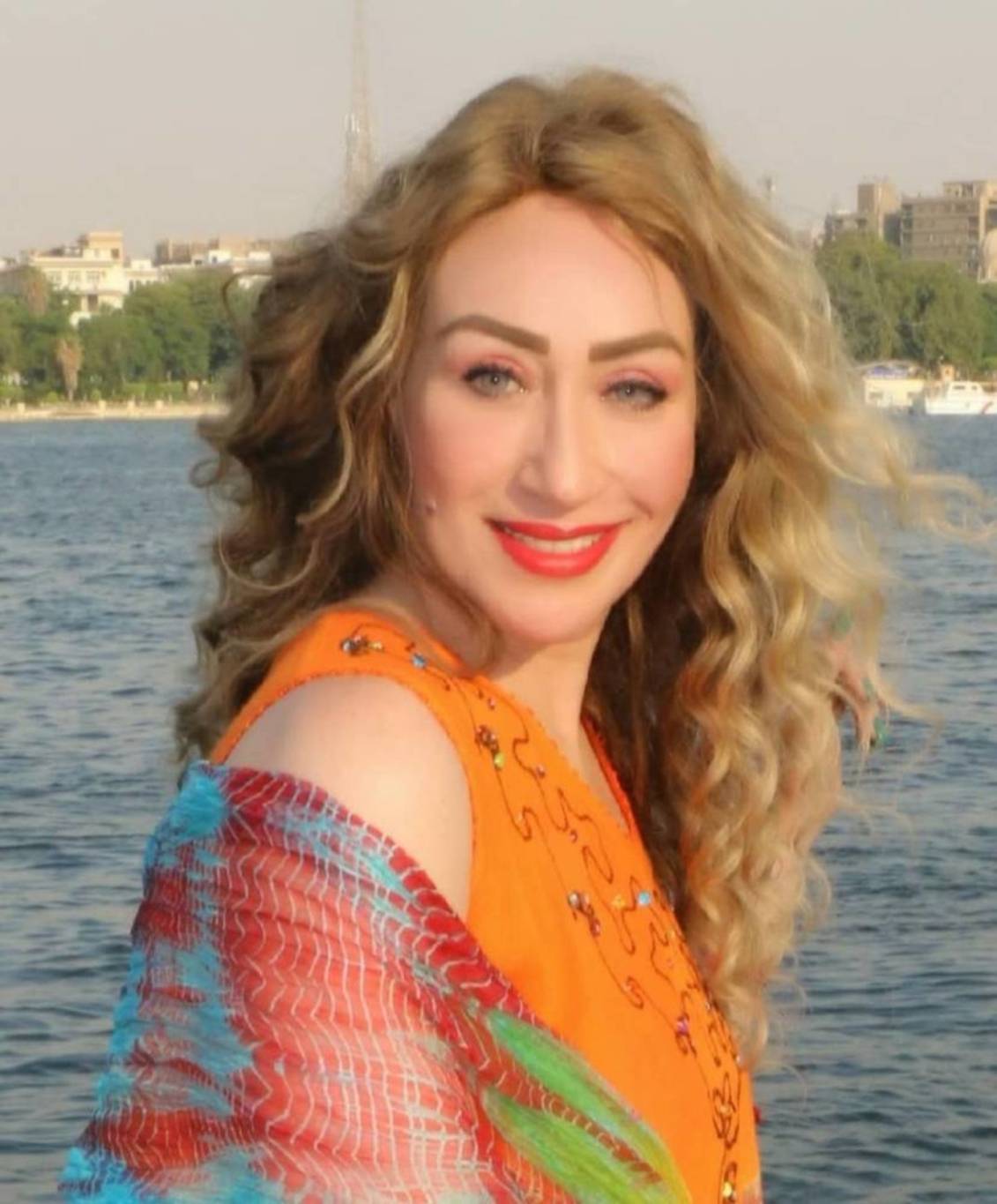 إيناس مكي