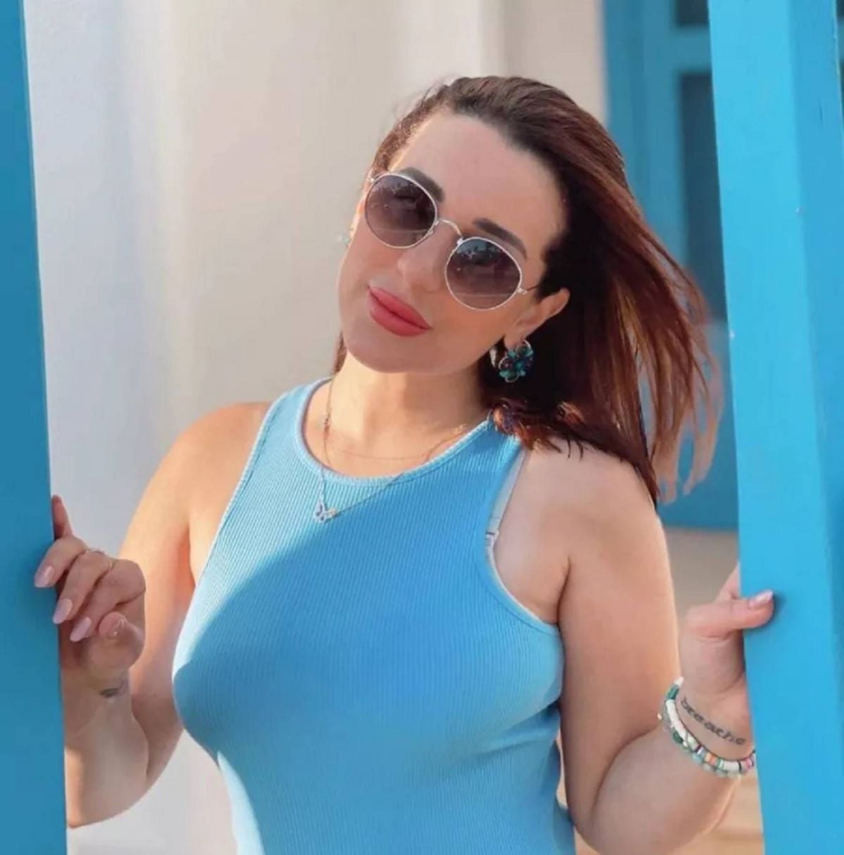 أسما شريف منير تحذف صورها القديمة من 