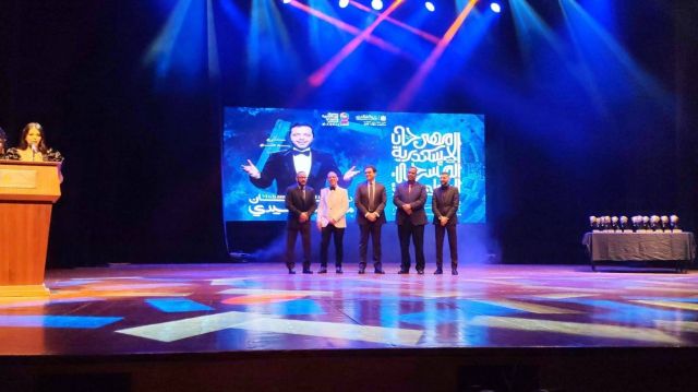 محمد هنيدي يغيب عن تكريمه بمهرجان الإسكندرية وأحمد السقا يكشف السبب (فيديو وصور)