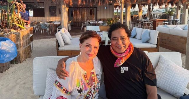 إلهام شاهين ومحمد منير