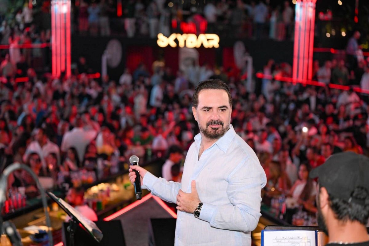 وائل جسار يوجه رسالة شكر لجمهوره على أنغام أم كلثوم في حفله بالعلمين (صور)