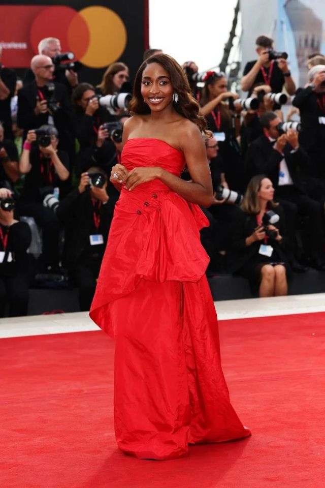 أيو إديبيري: وعد بمستقبل شانيل