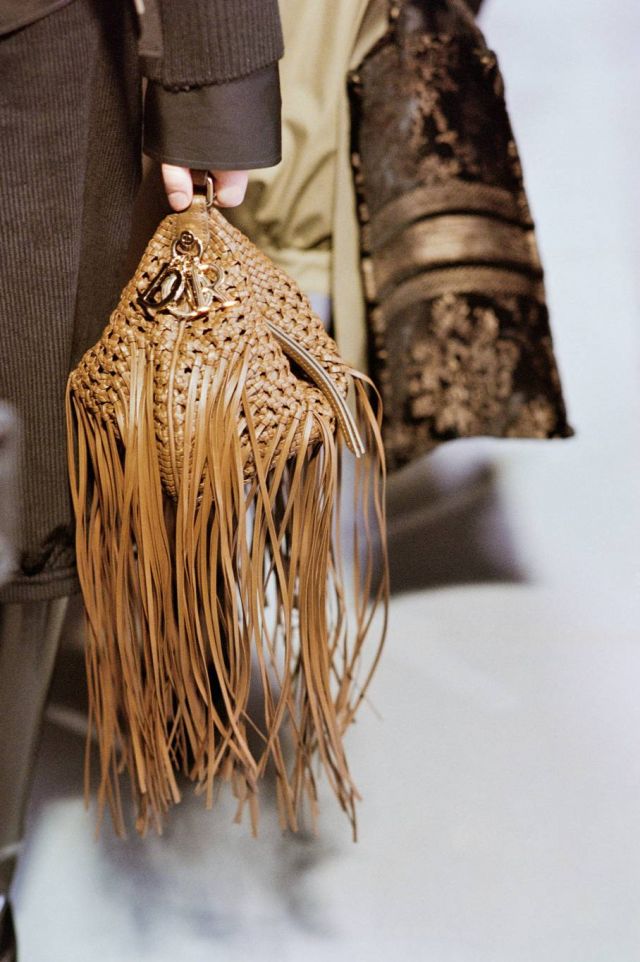 BACKSTAGE © ELENA DOTTELONDE