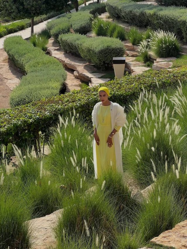 يارا النملة: أنوثة عصرية بلمسات تراثية