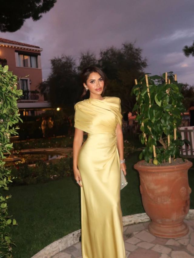 نجود الرميحي: بين كلاسيكية الساتان وجرأة الكورسيه