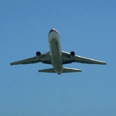 المقعد الأمامي 