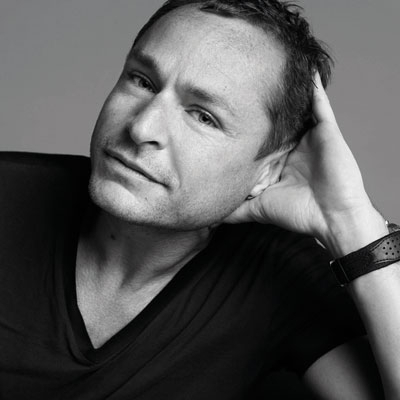 خبير التجميل الشهير Tom Pecheux