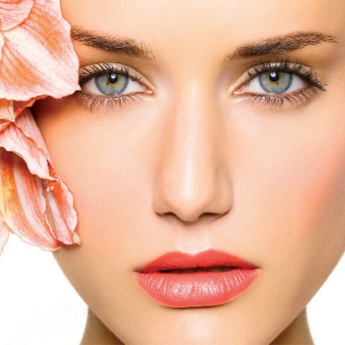 إشراقة طبيعية لماكياجك