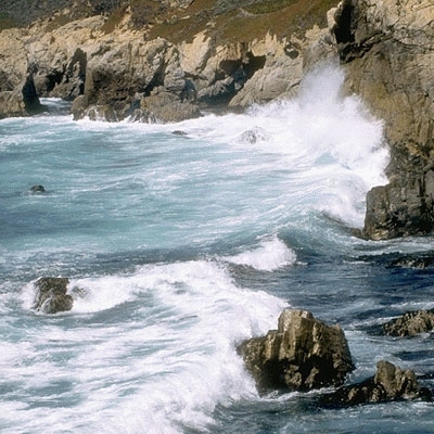 أصوات صديقة