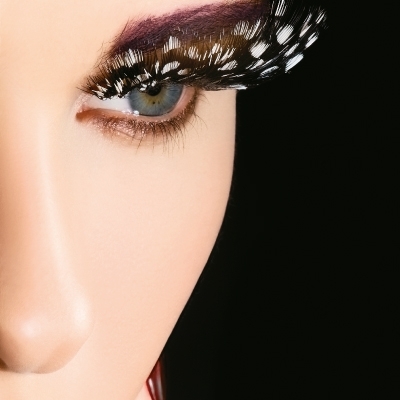 حركة قوية في مستحضرات الماكياج