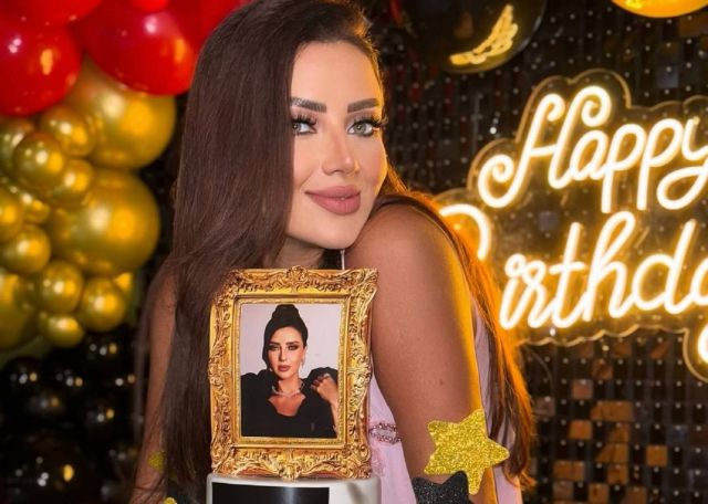 رضوى الشربيني مع 