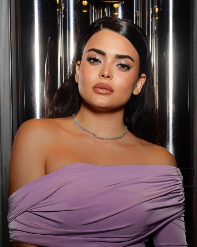 أسماء جلال تتحدث عن عملها مع غادة عادل وكيف تتعامل مع السوشيال ميديا