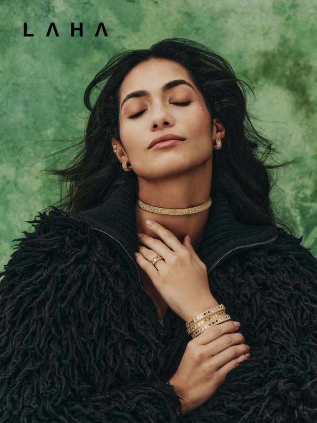 أقراط My Dior  من الذهب الوردي والماس، أقراط Gem Dior  من الذهب الوردي والماس، خاتم وأساورMy Dior  من الذهب الأصفر، عقد My Dior من الذهب الأصفر والأبيض والماس، وسوار My Dior  من الذهب الأبيض من Dior Fine Jewellery 