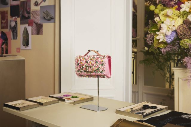ROGER VIVIER