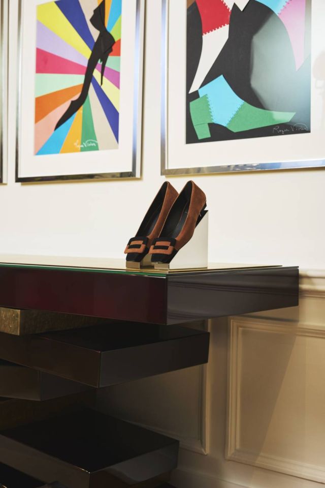 ROGER VIVIER