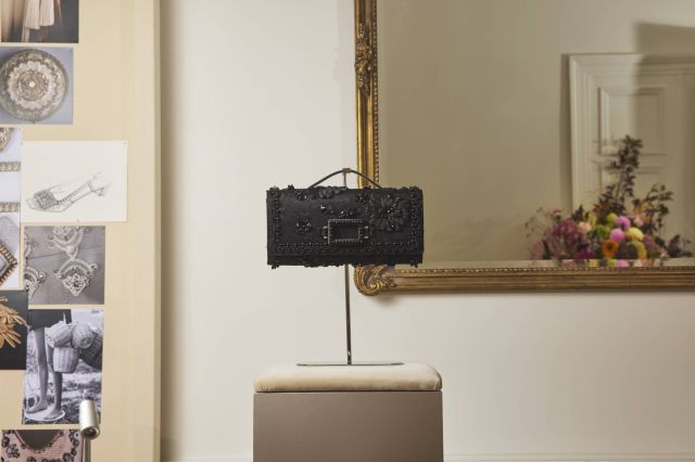 ROGER VIVIER