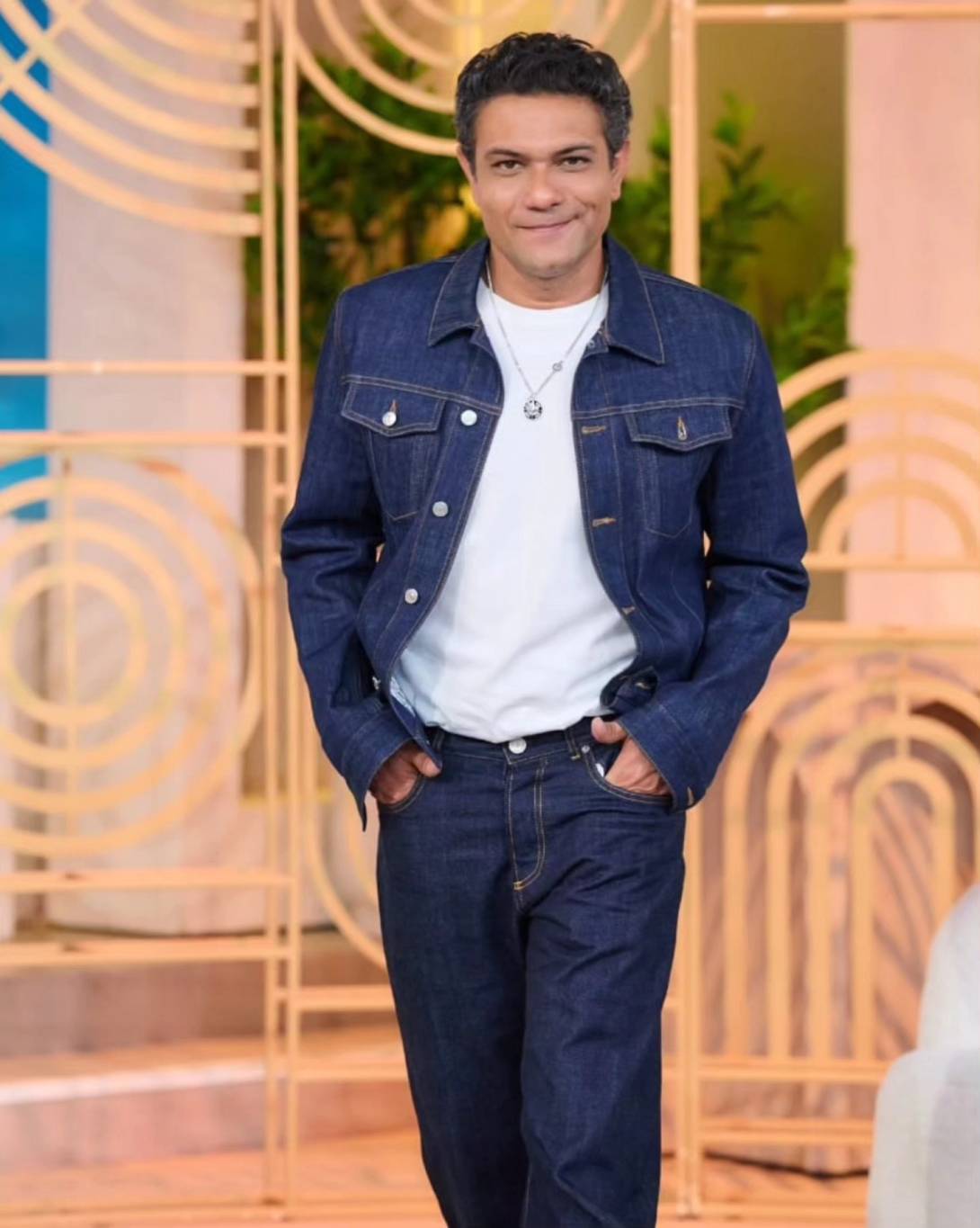 آسر ياسين يكشف تفاصيل مثيرة عن دوره في فيلم ويجز الجديد (فيديو)