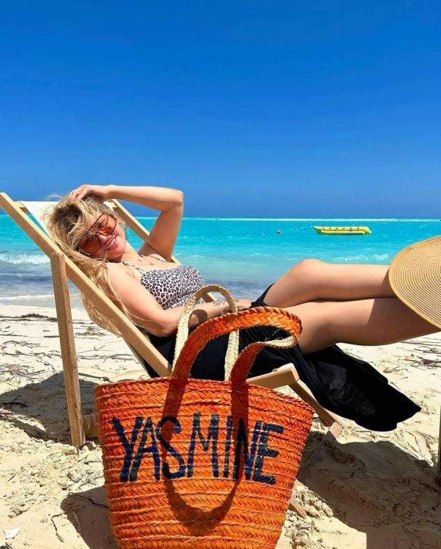 ياسمين الخطيب تردّ بقوة على منتقدي زواج رانيا يوسف من أصغر منها سناً (فيديو)