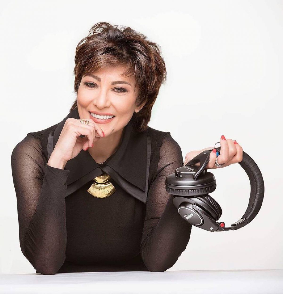 سماح أنور تحسم جدل علاقتها بسمير صبري (فيديو)