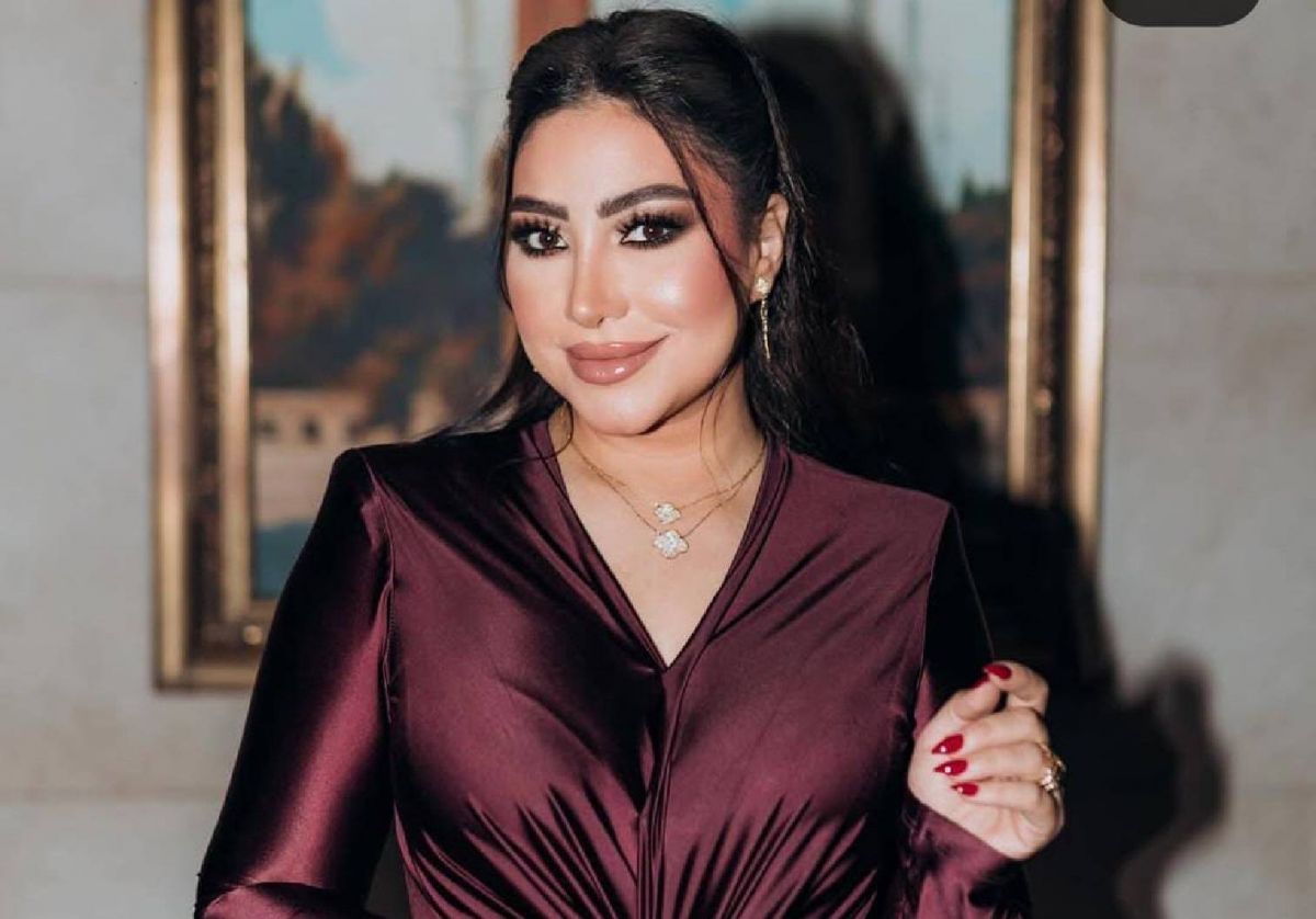 بوسي أمام النيابة بعد ضبطها في المطار ومنعها من السفر