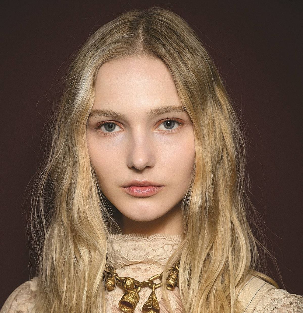 مع بداية الخريف... الزيوت هي الحل لبشرة مرطّبة ونظيفة