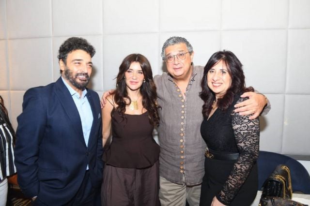 حميد الشاعري مع غادة عادل وماجد الكدواني وزوجته