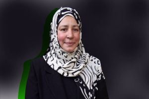 نجمة "تيتانيك" تستغيث بسبب صورة تجمعها مع عبلة كامل: فاطمة كشري
