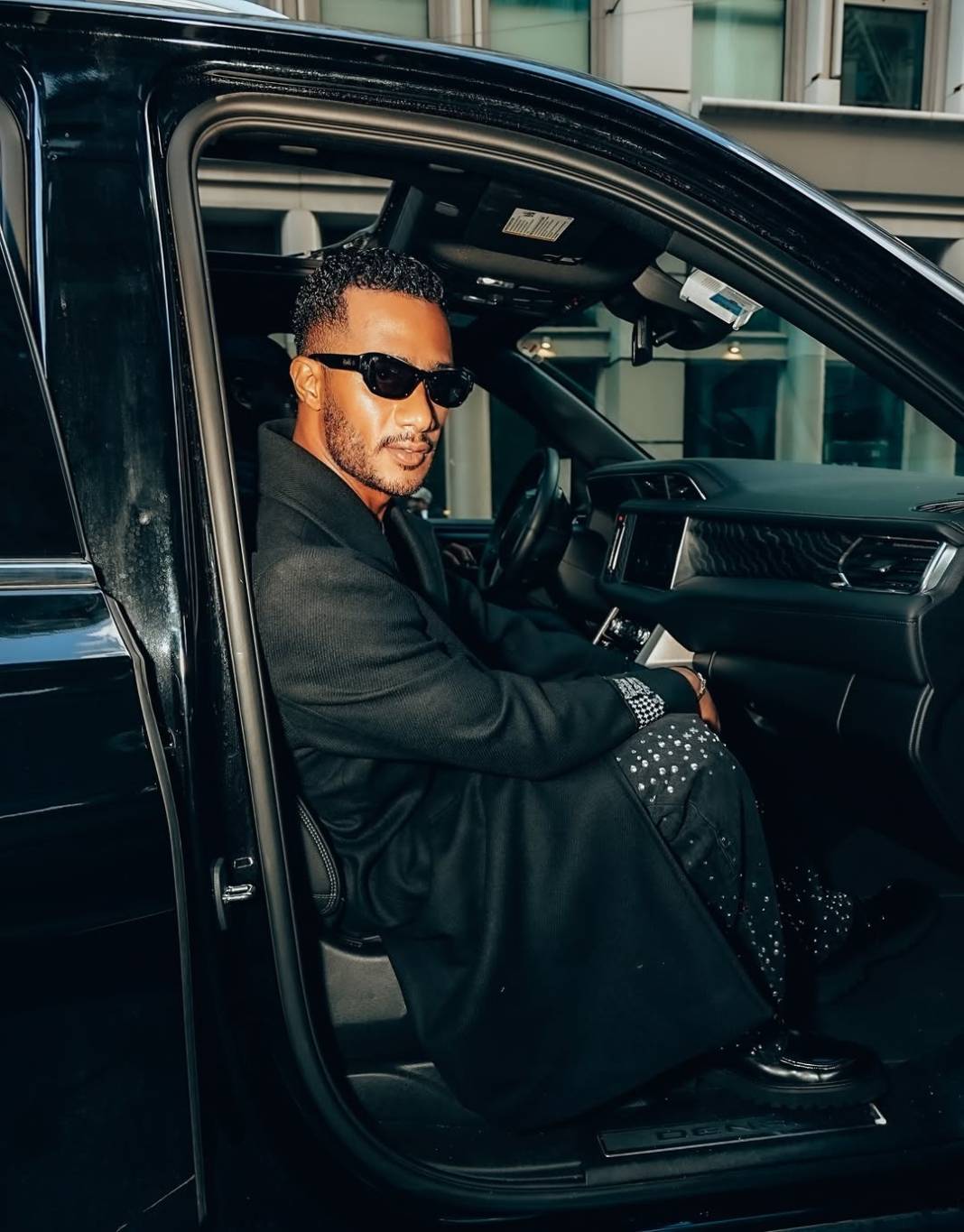 محمد رمضان يكشف أسباب تعجُّله بالدعاية لحفل نيويورك (فيديو)