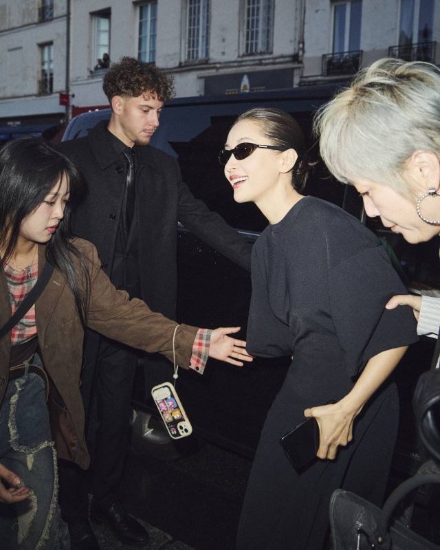 Balenciaga Summer 26 - Francesc Planes - Wang Ziwen 