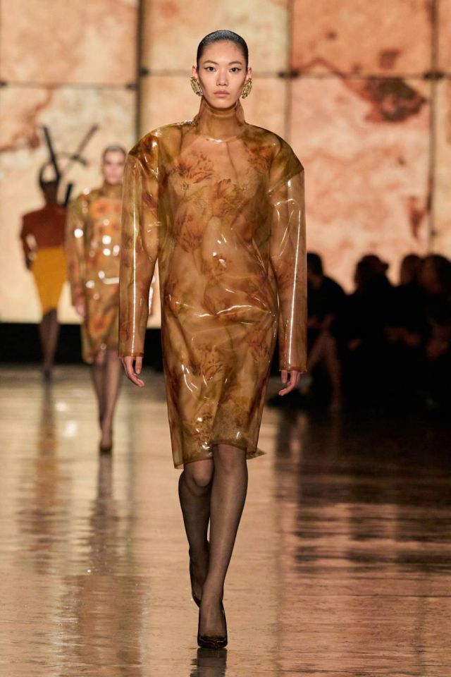 سان لوران خريف 2025 Saint Laurent