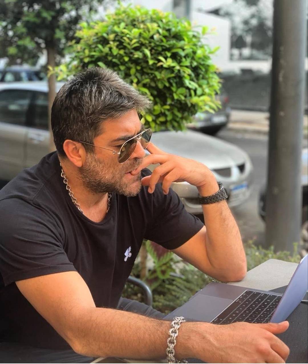 وائل كفوري في موقف محرج بسبب تسريب صوتي.. حقيقة أم AI؟