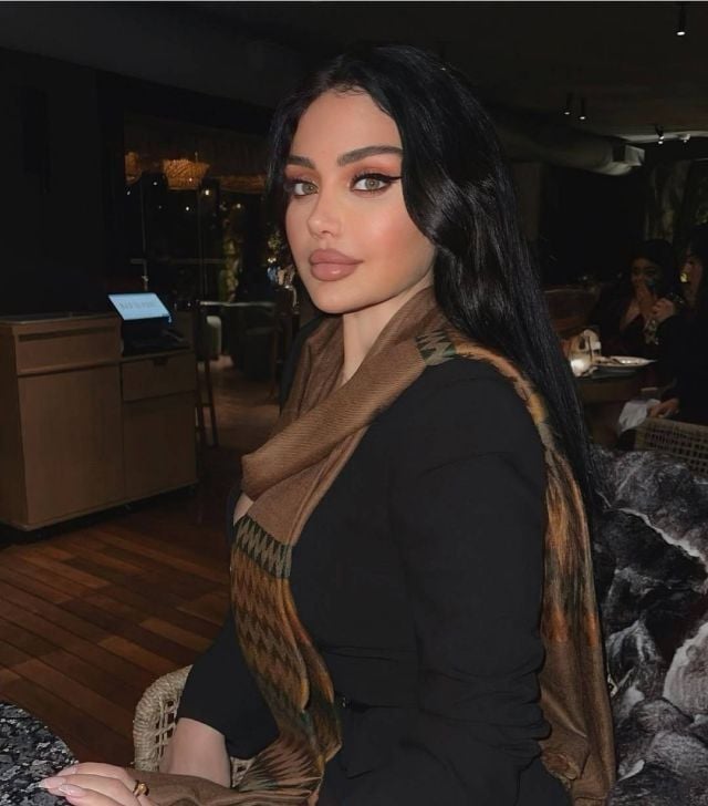 زينب فياض