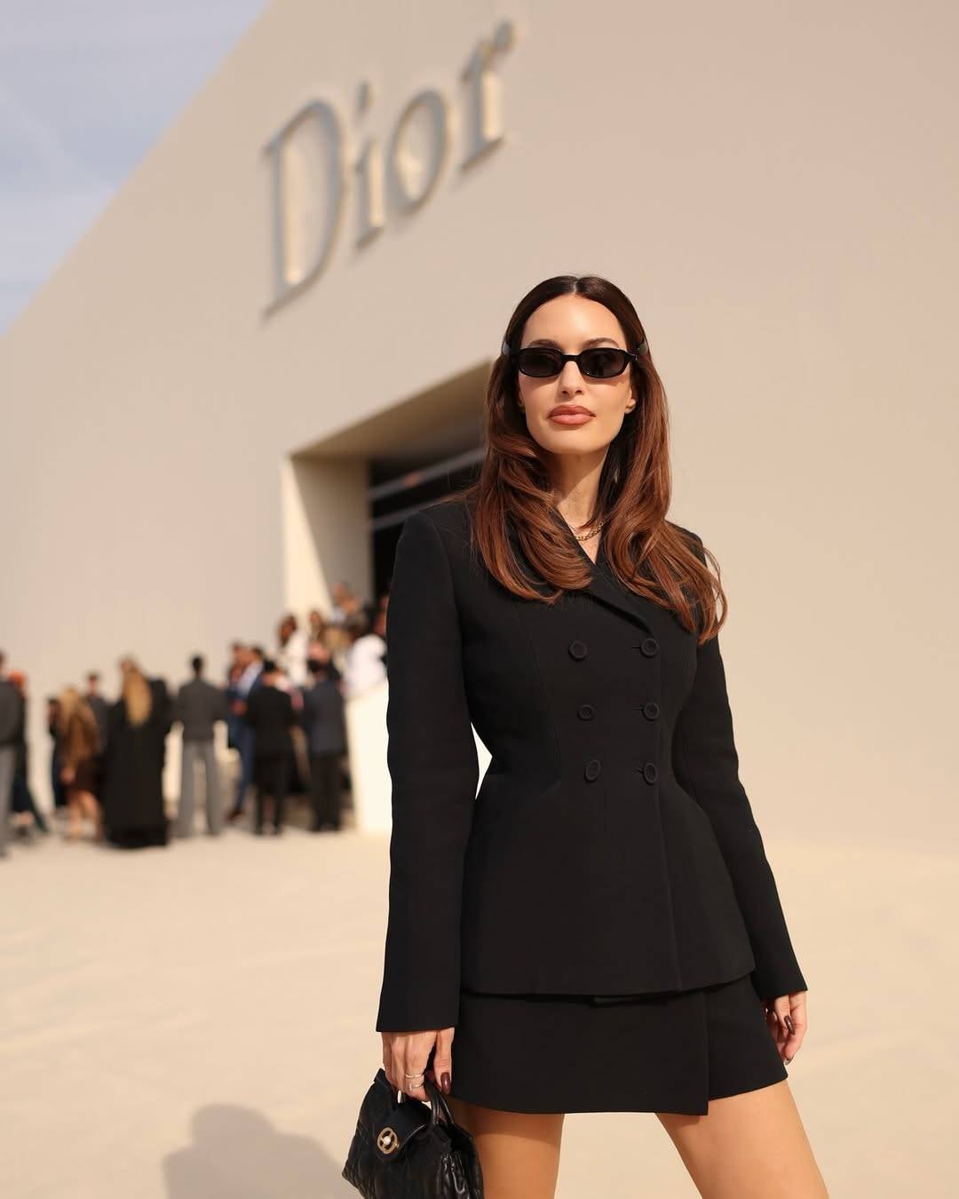 رزان جمال ونجود الرميحي وكارن وازن يتألقن في قلب باريس