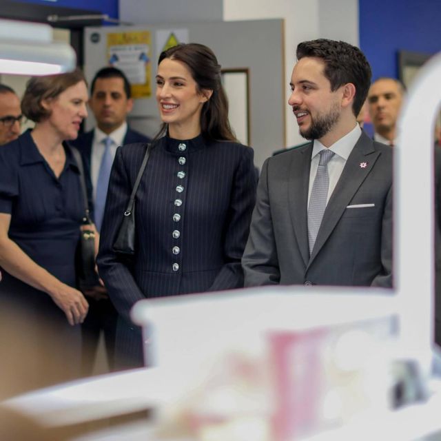  الأميرة رجوة تتألق بإطلالة كلاسيكية مفعمة بالأنوثة