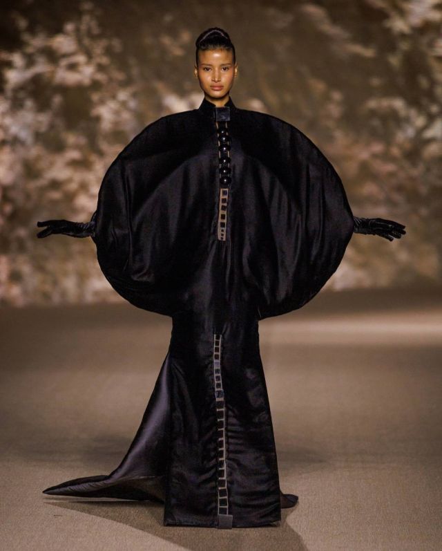 تيما عابد خلال 