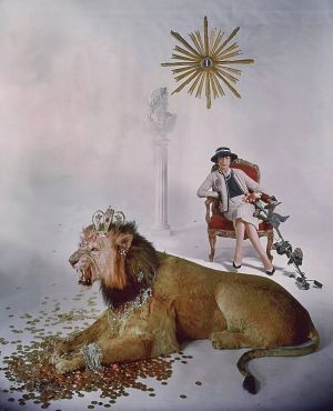 رمزية الأسد في عالم شانيل: توقيع خفي بمعانٍ كثيرة