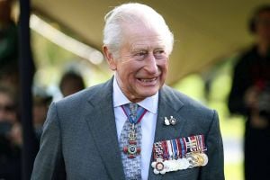 الملك تشارلز يتحدث عن موته بسخرية