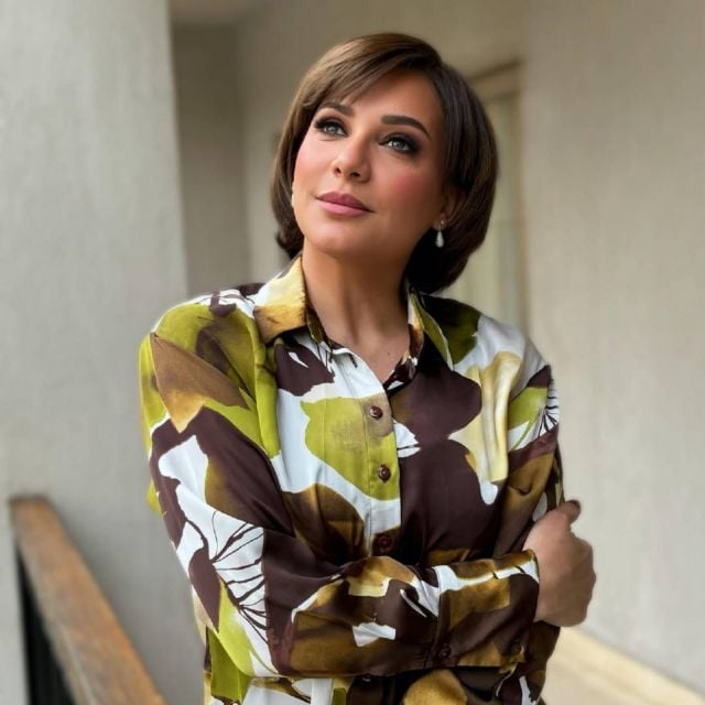 سلاف فواخرجي تعلّق على انتقادات عيشها في مصر