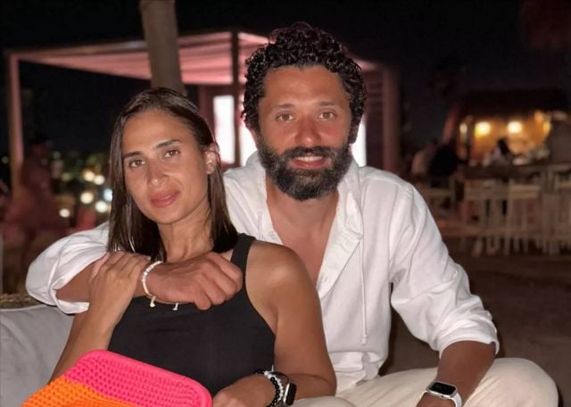 الفنان محمود كريم عبد العزيز وزوجته آن الرفاعي