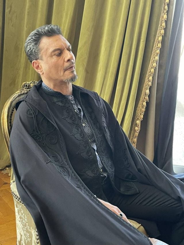 عباس أبو الحسن