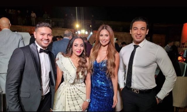 مي سليم ومحمد شاهين وزوجته في زفاف هايدي موسى