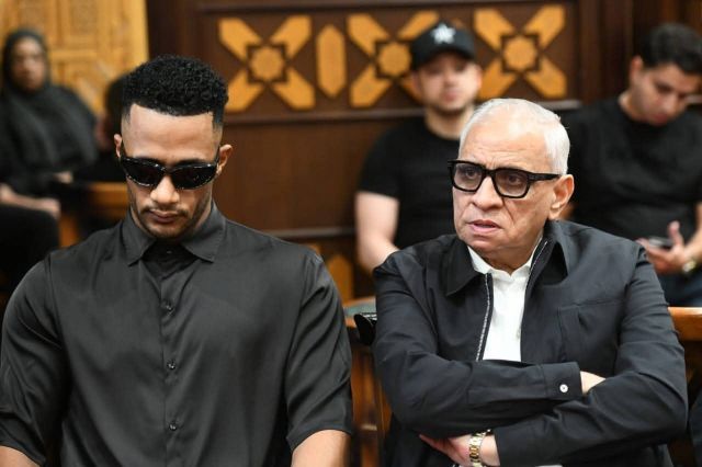 نجوم مصر في عزاء السيناريست أحمد عبدالله