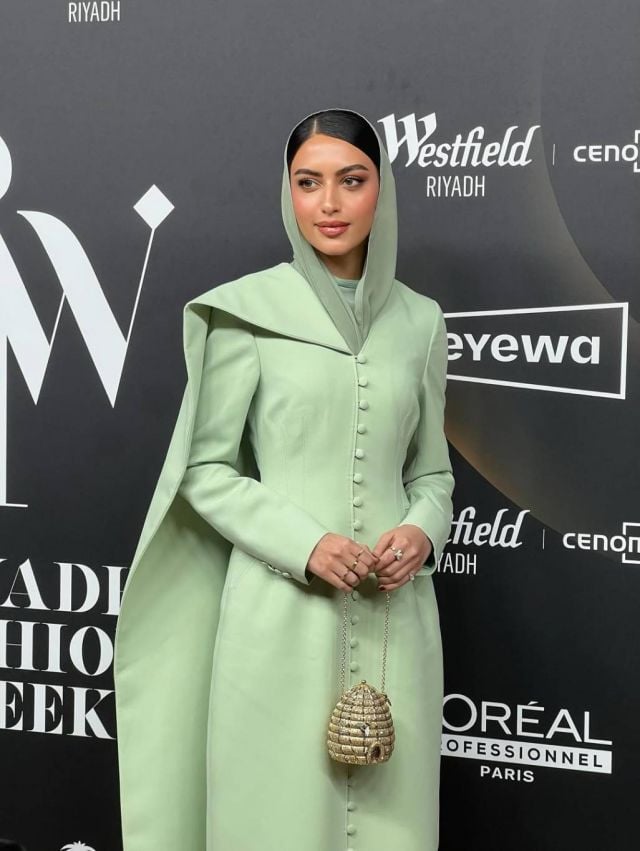 يارا النملة بفستان الأميرة رجوة في 