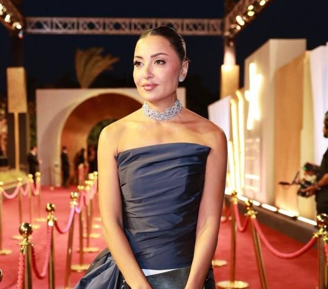 ناردين فرج  بمكياج طبيعي