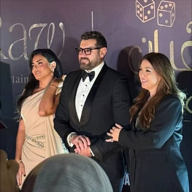 كندة علوش تساند عمرو يوسف في العرض الخاص لفيلمه